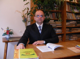 Дяченко Олександр Борисович  Завідувач лабораторії кандидат сільськогосподарських наук 